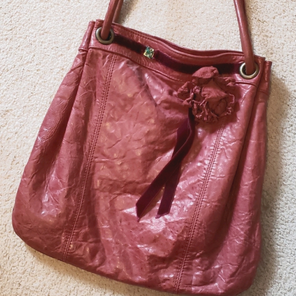 Leather large tote style purse by Caterina Lucchi